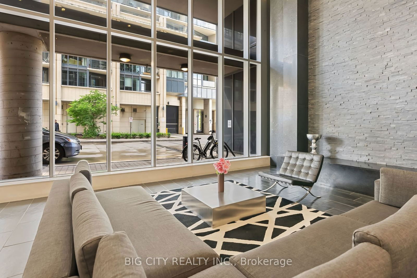 55 East Liberty St, unit 604 for sale