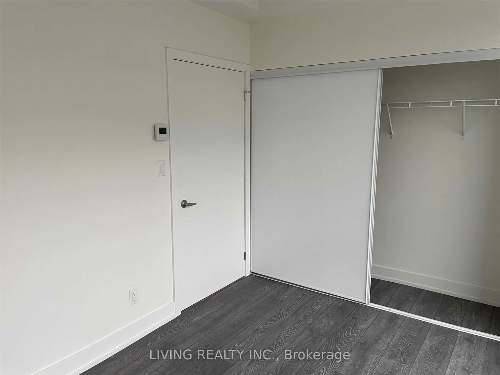 180 Fairview Mall Dr, unit 612 for rent - image #6