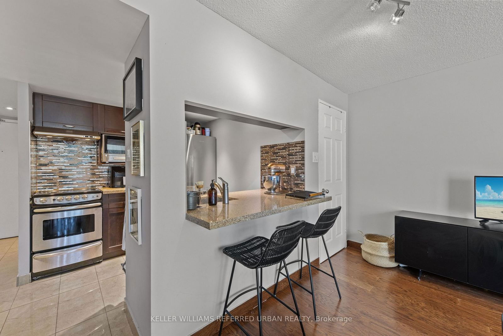 705 King St W, unit 1006 for sale - image #19