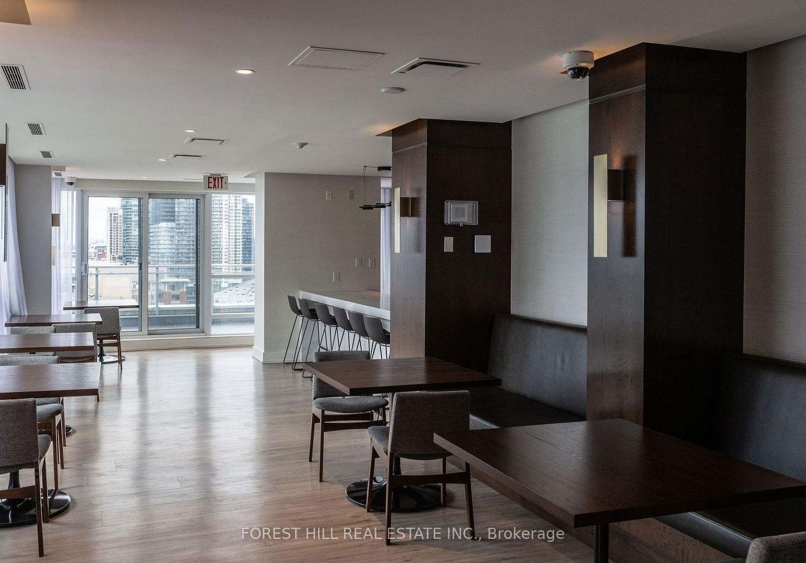 410 Queens Quay W, unit 903 for sale