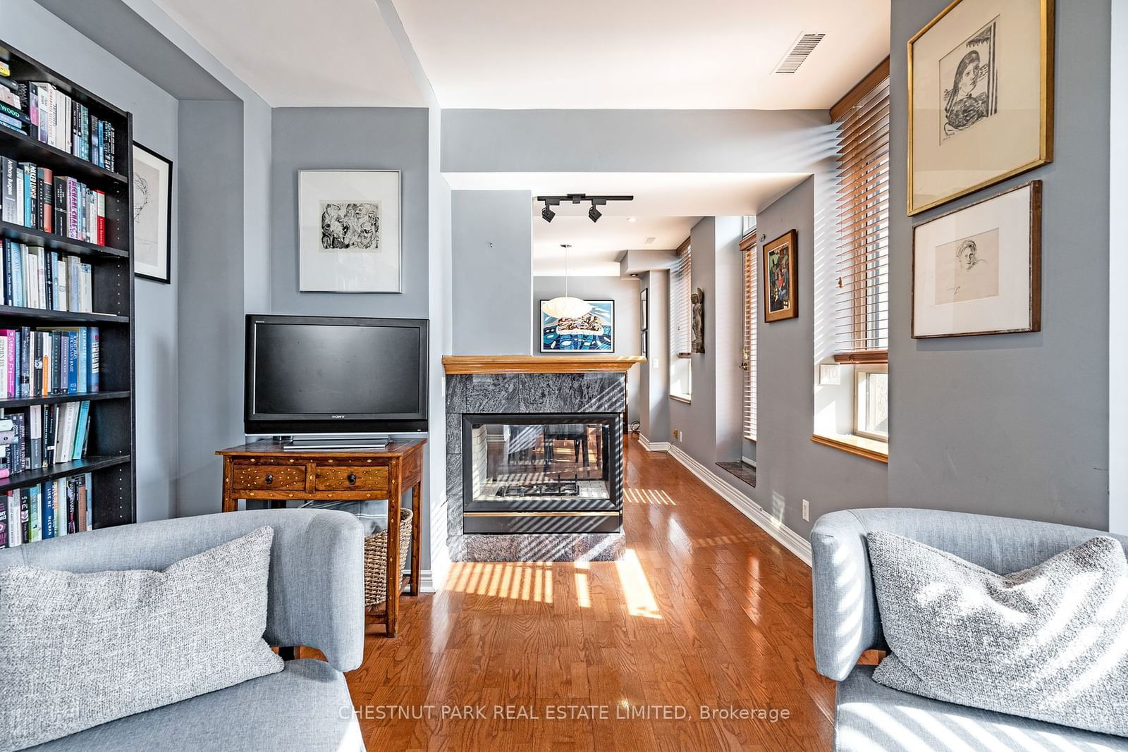 135 Maitland St, unit PH3 for sale - image #8