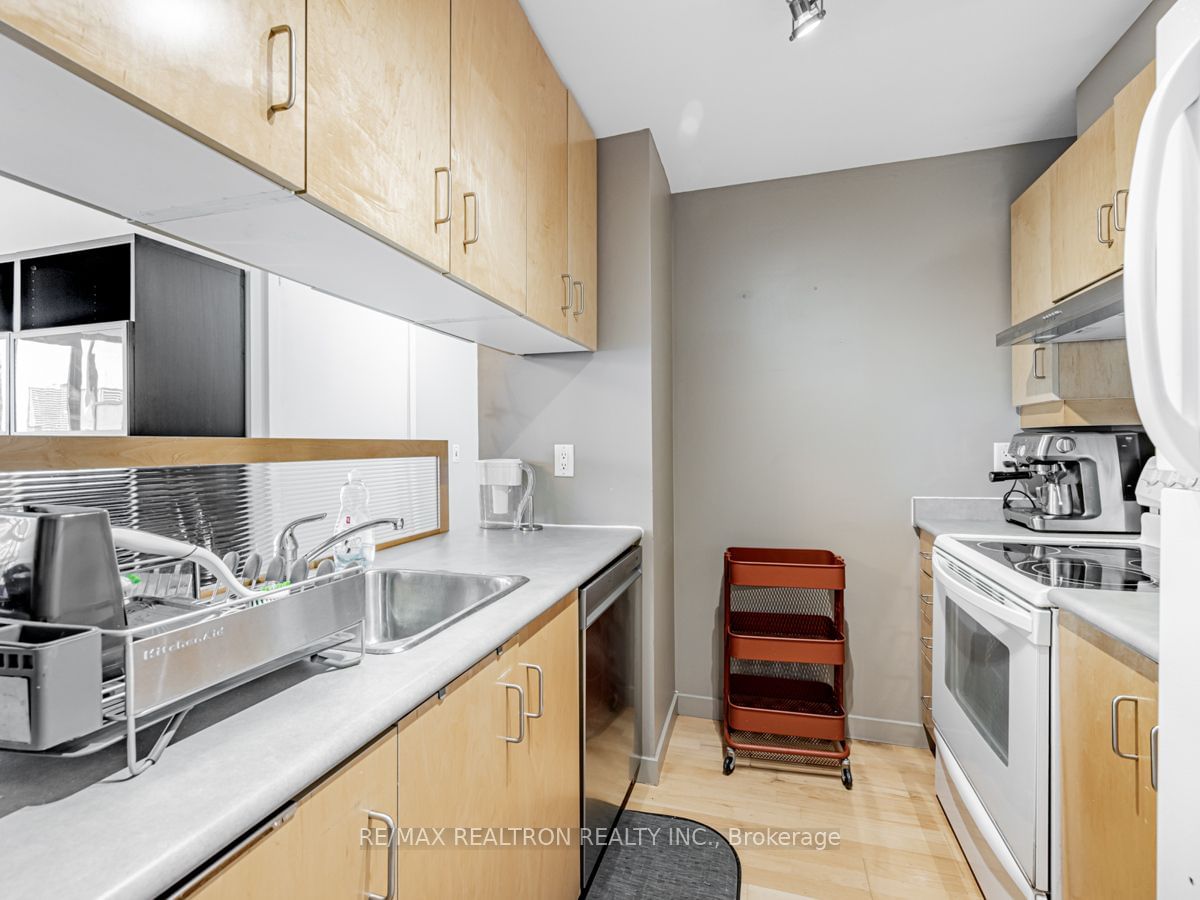 281 Mutual St E, unit 1109 for rent - image #7