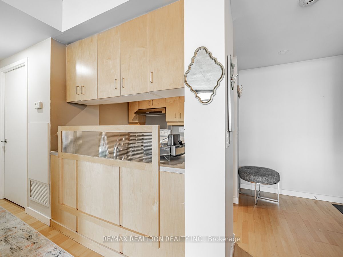 281 Mutual St E, unit 1109 for rent - image #9