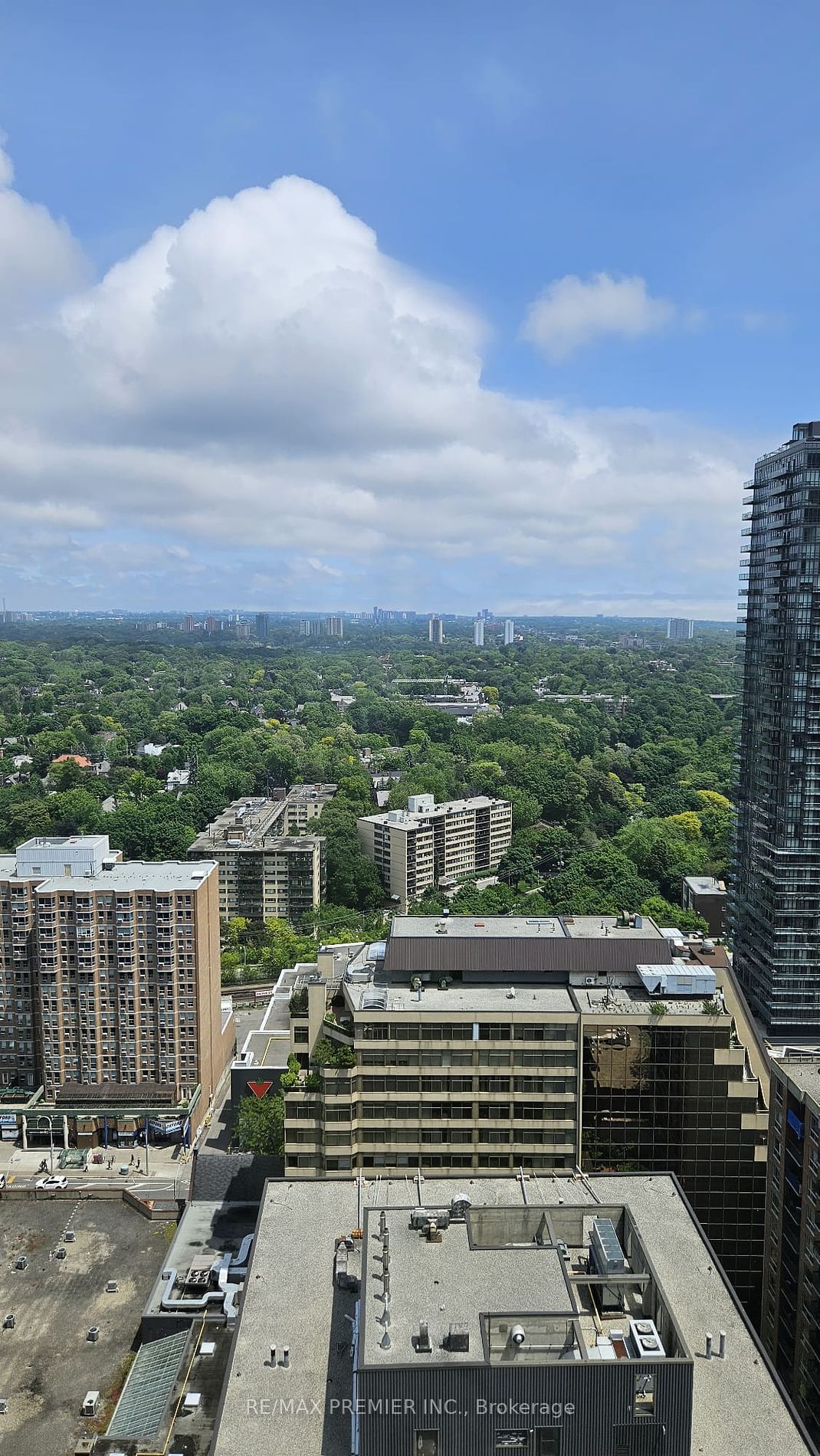 32 Davenport Rd, unit 2705 for rent - image #6