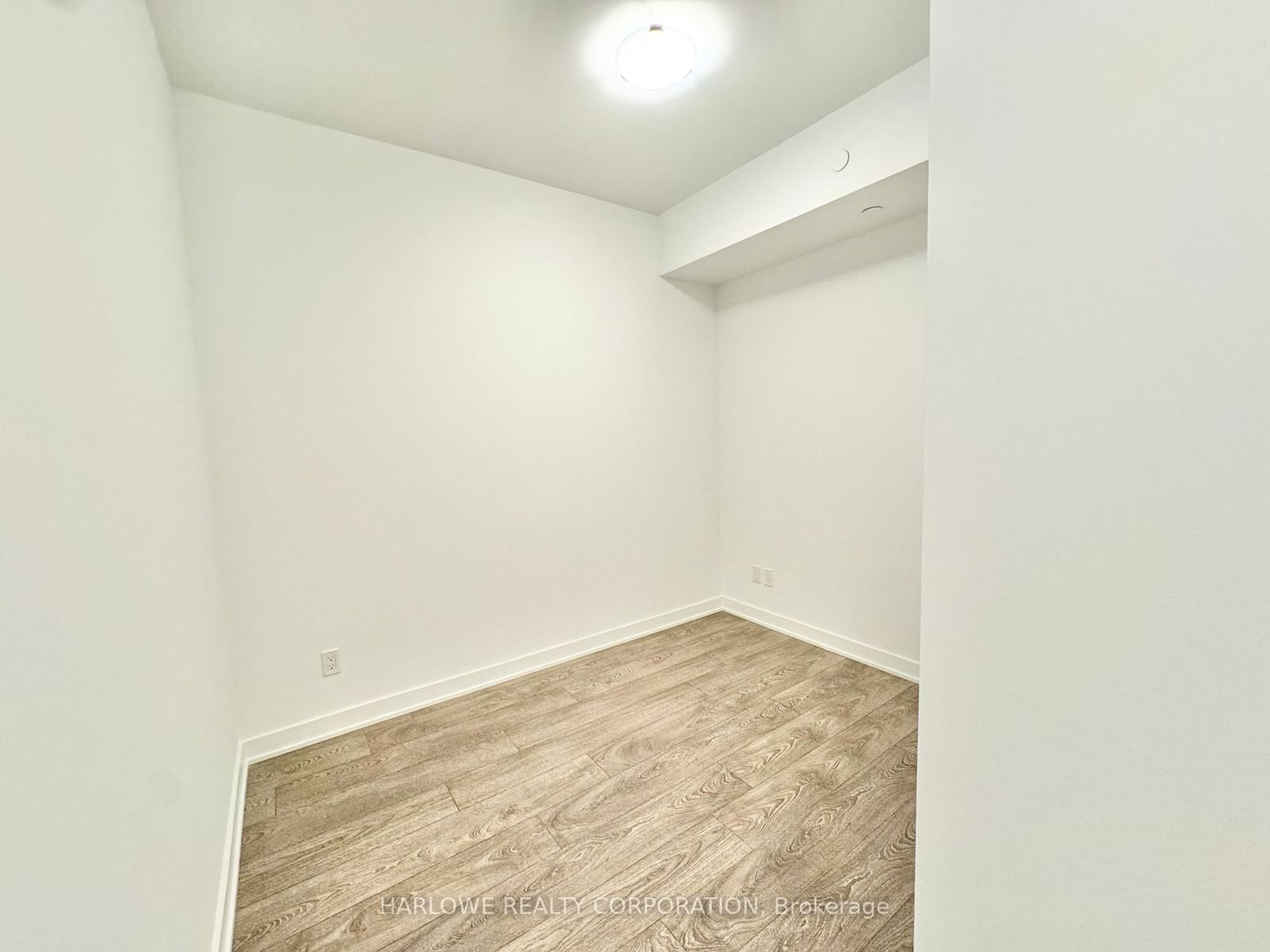 543 Richmond St W, unit 1401 for rent - image #4