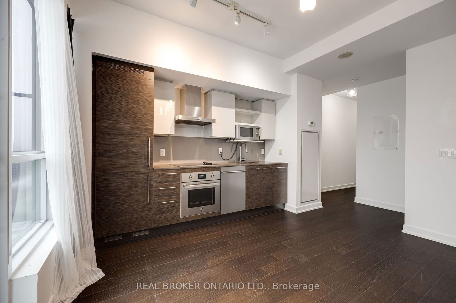 1030 King St W, unit Ph 25 for rent - image #3