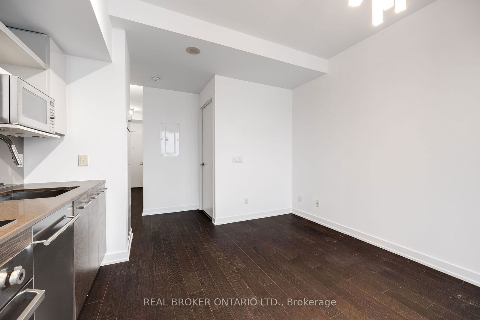 1030 King St W, unit Ph 25 for rent - image #5