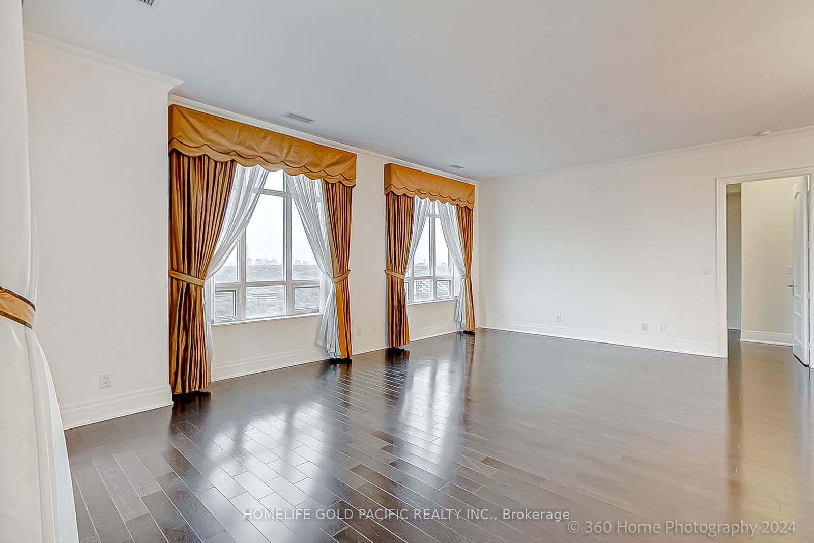 10 Bloorview Pl, unit 2102 for sale