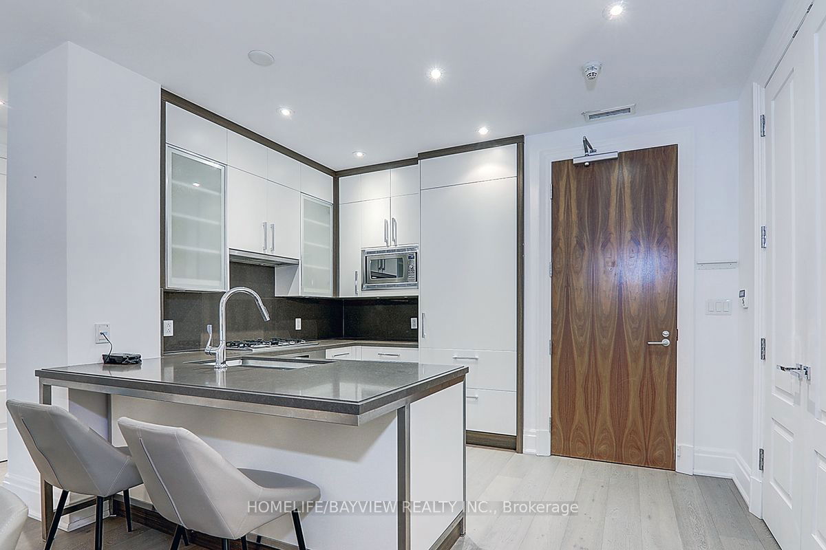 55 Scollard St, unit 307 for rent - image #6