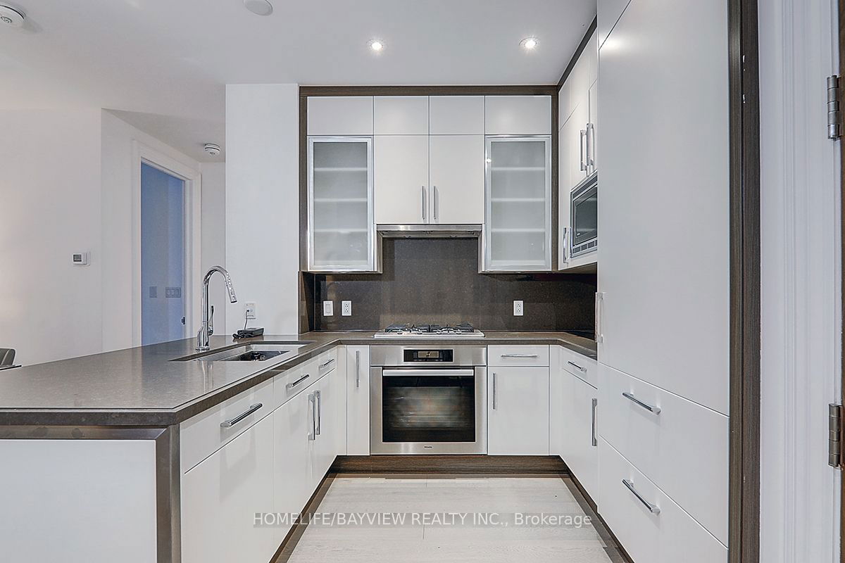 55 Scollard St, unit 307 for rent - image #7