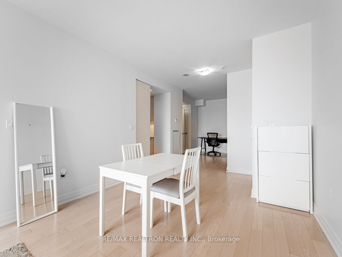 8 The Esplanade, unit 5205 for rent - image #14