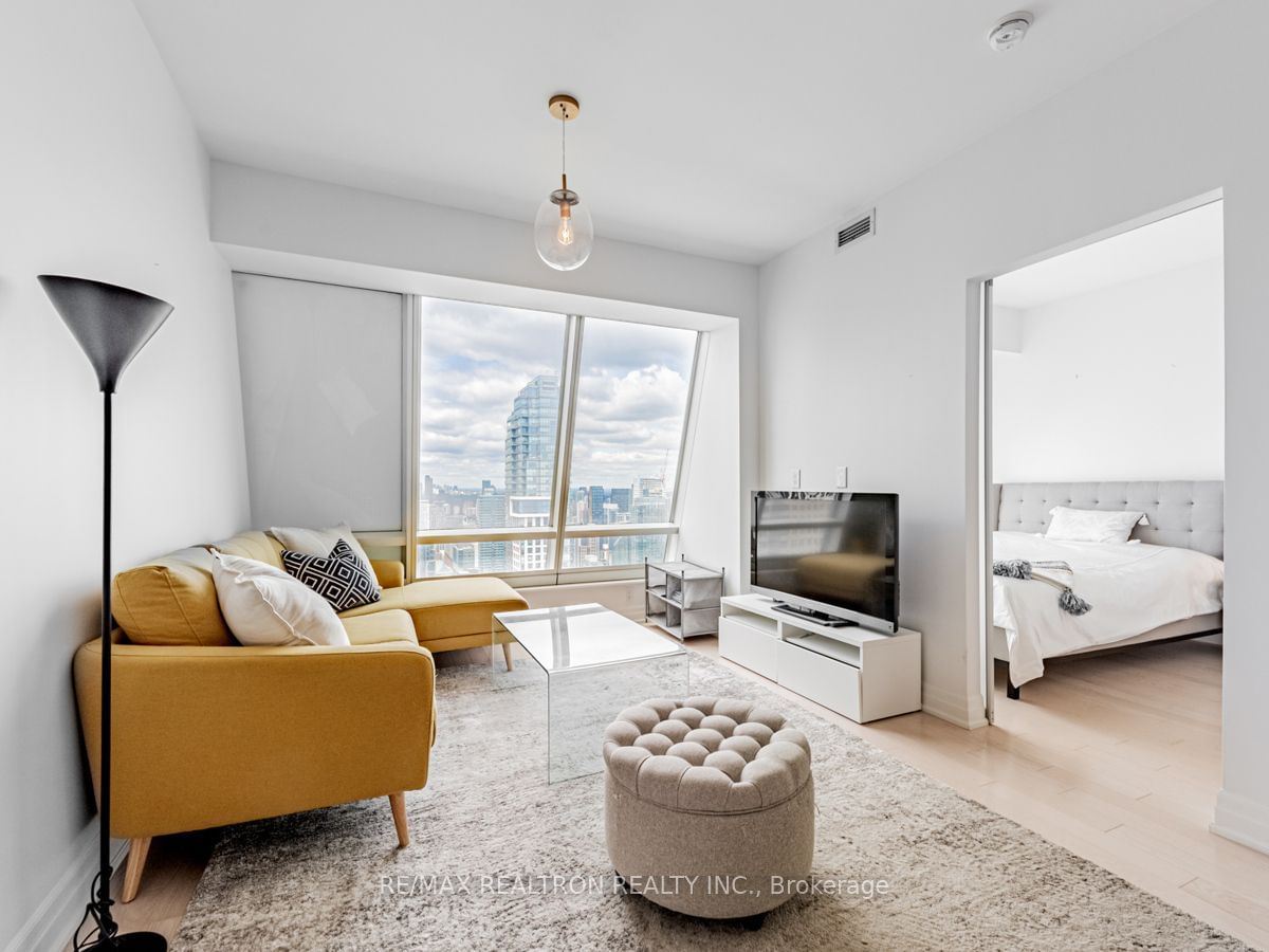 8 The Esplanade, unit 5205 for rent