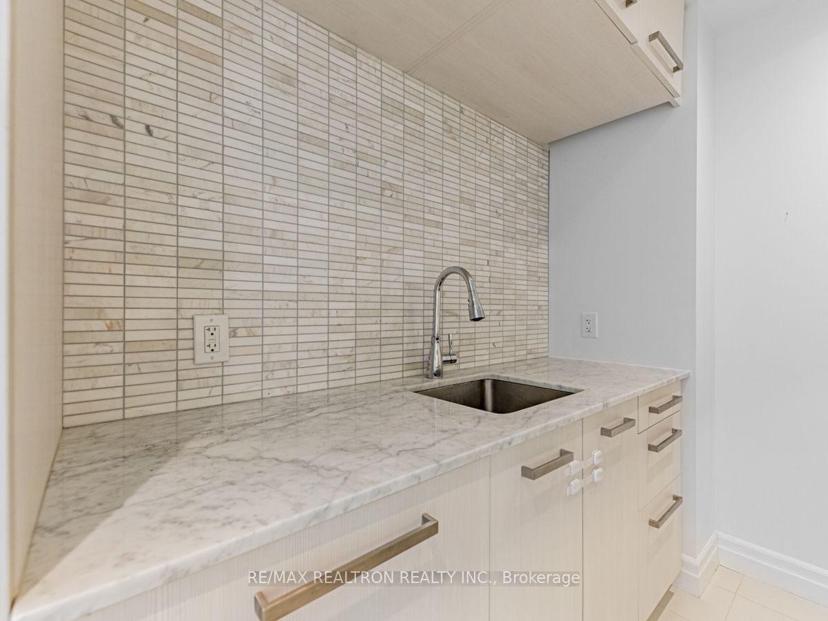 8 The Esplanade, unit 5205 for rent - image #8