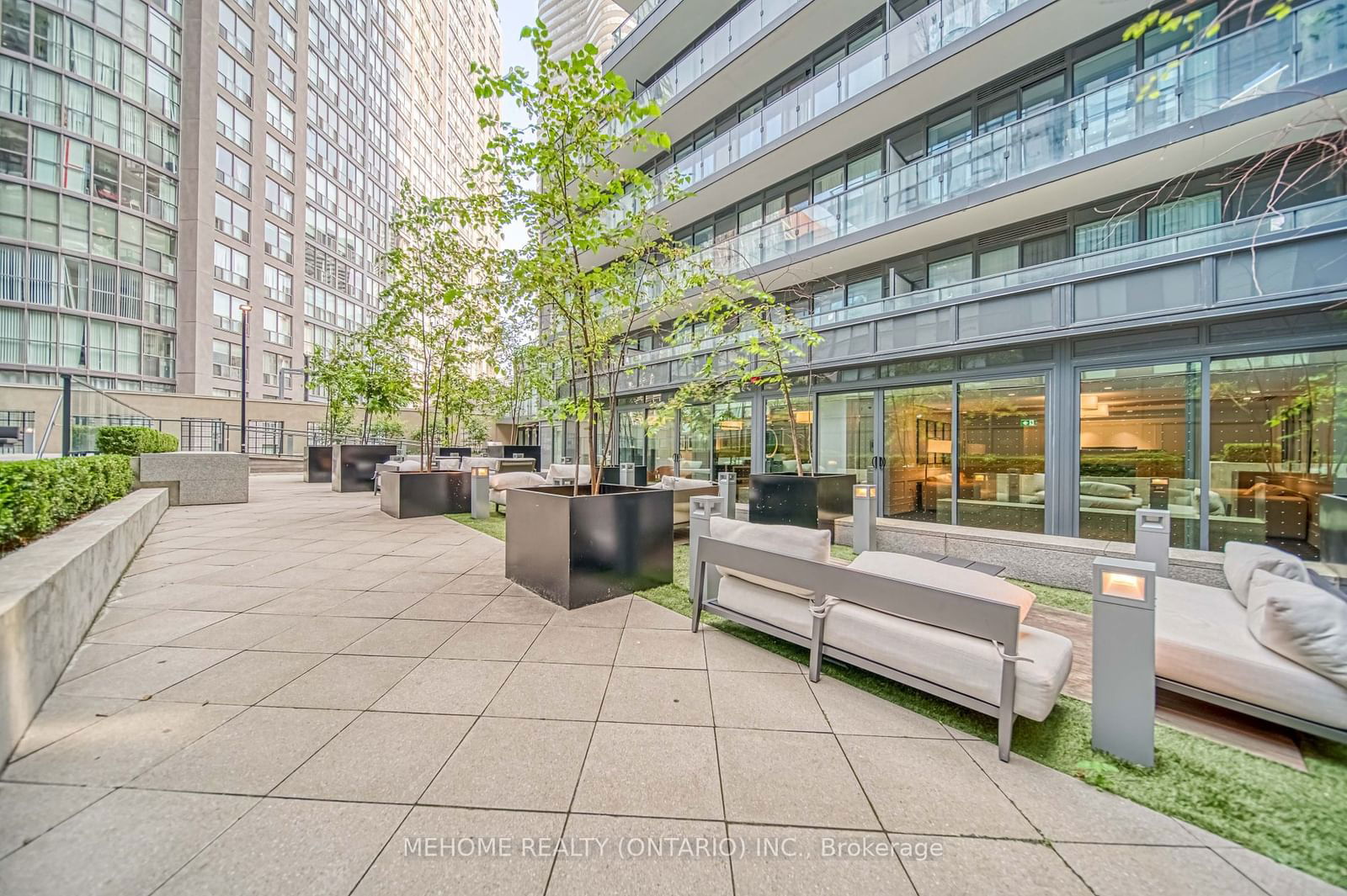 955 Bay St, unit 3103 for rent