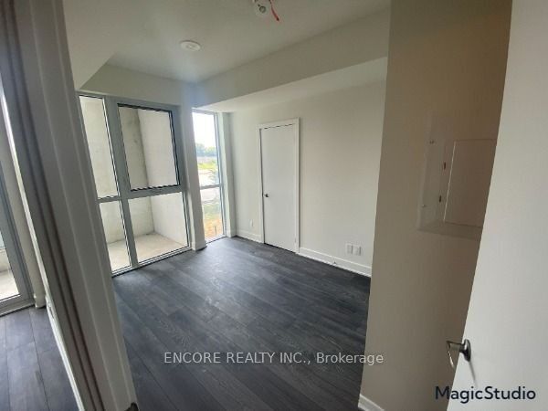 188 Fairview Mall Dr, unit 222 for rent - image #3