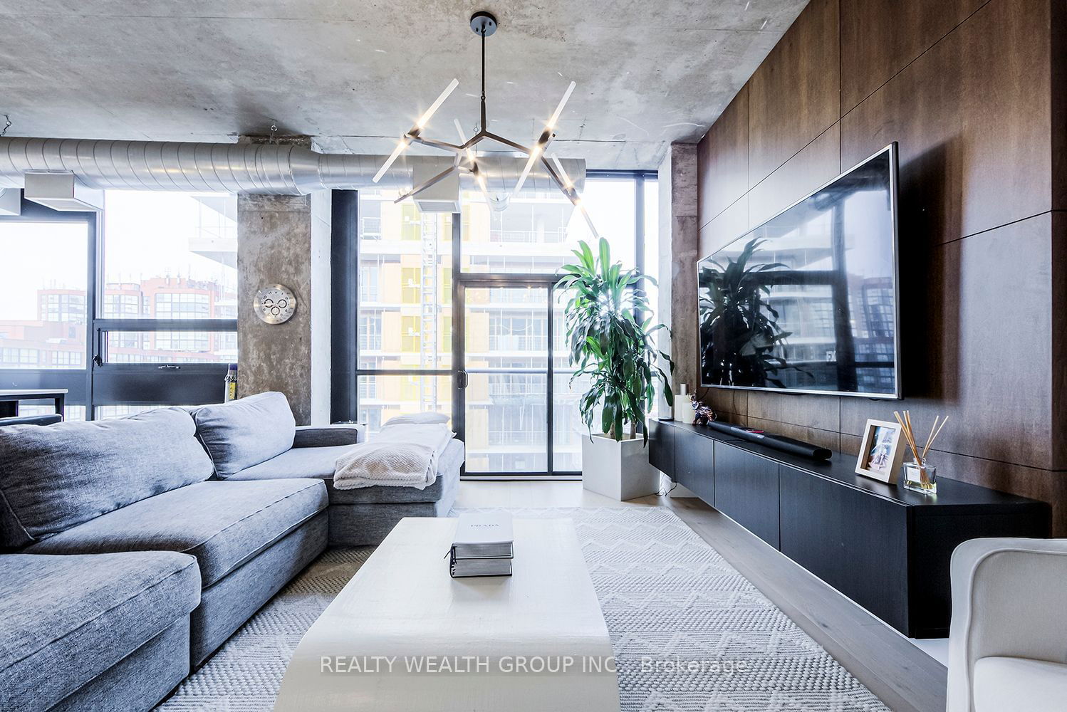 60 Bathurst St, unit 1006 for rent - image #14