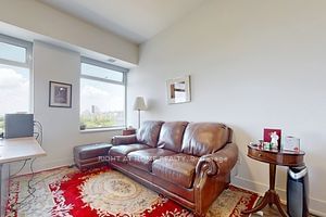 111 St Clair Ave W, unit 1024 for rent - image #3