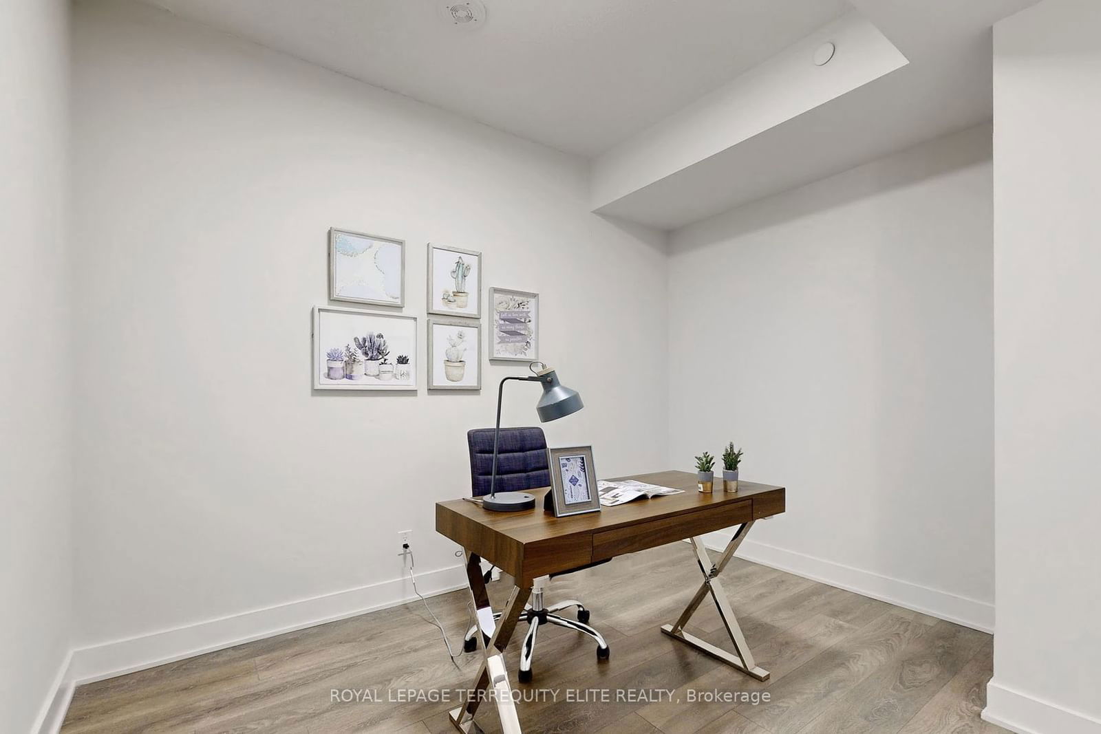 188 Fairview Mall Dr, unit 211 for sale - image #22