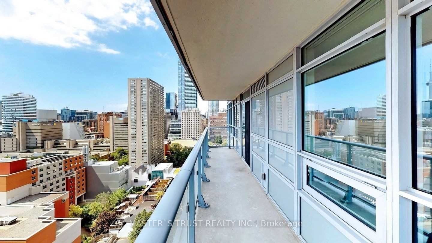 365 Church St, unit 1611 for rent - image #2