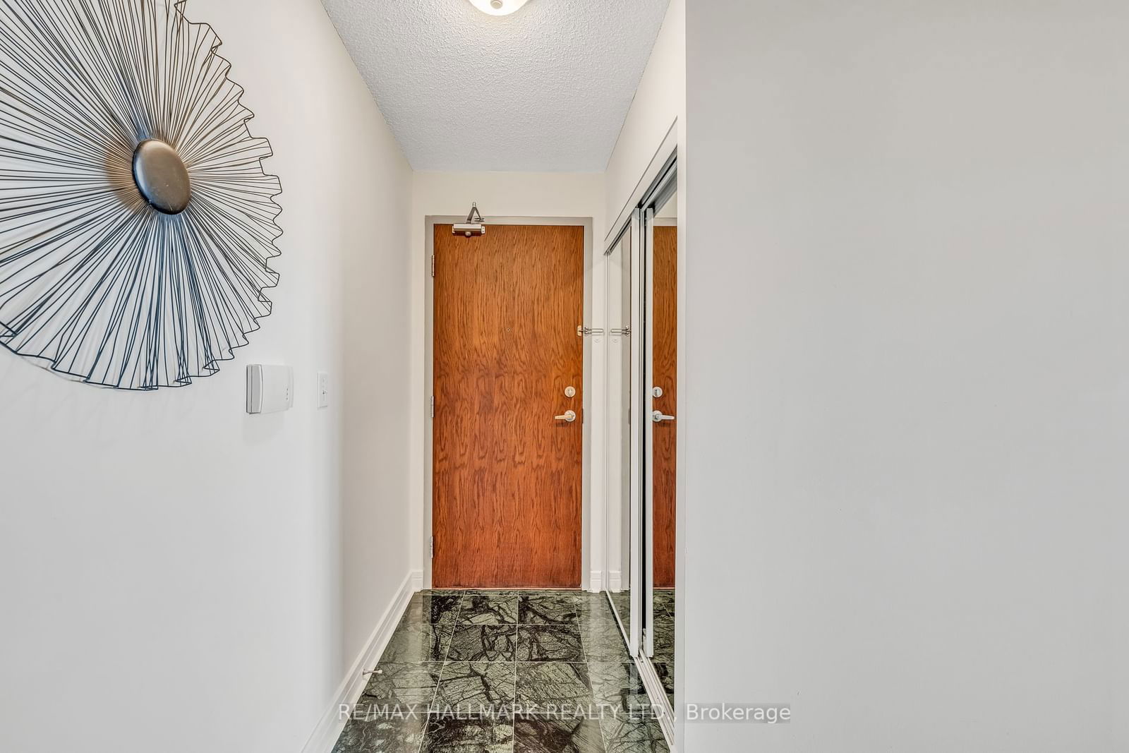 18 Harrison Garden Blvd, unit 1912 for sale - image #2