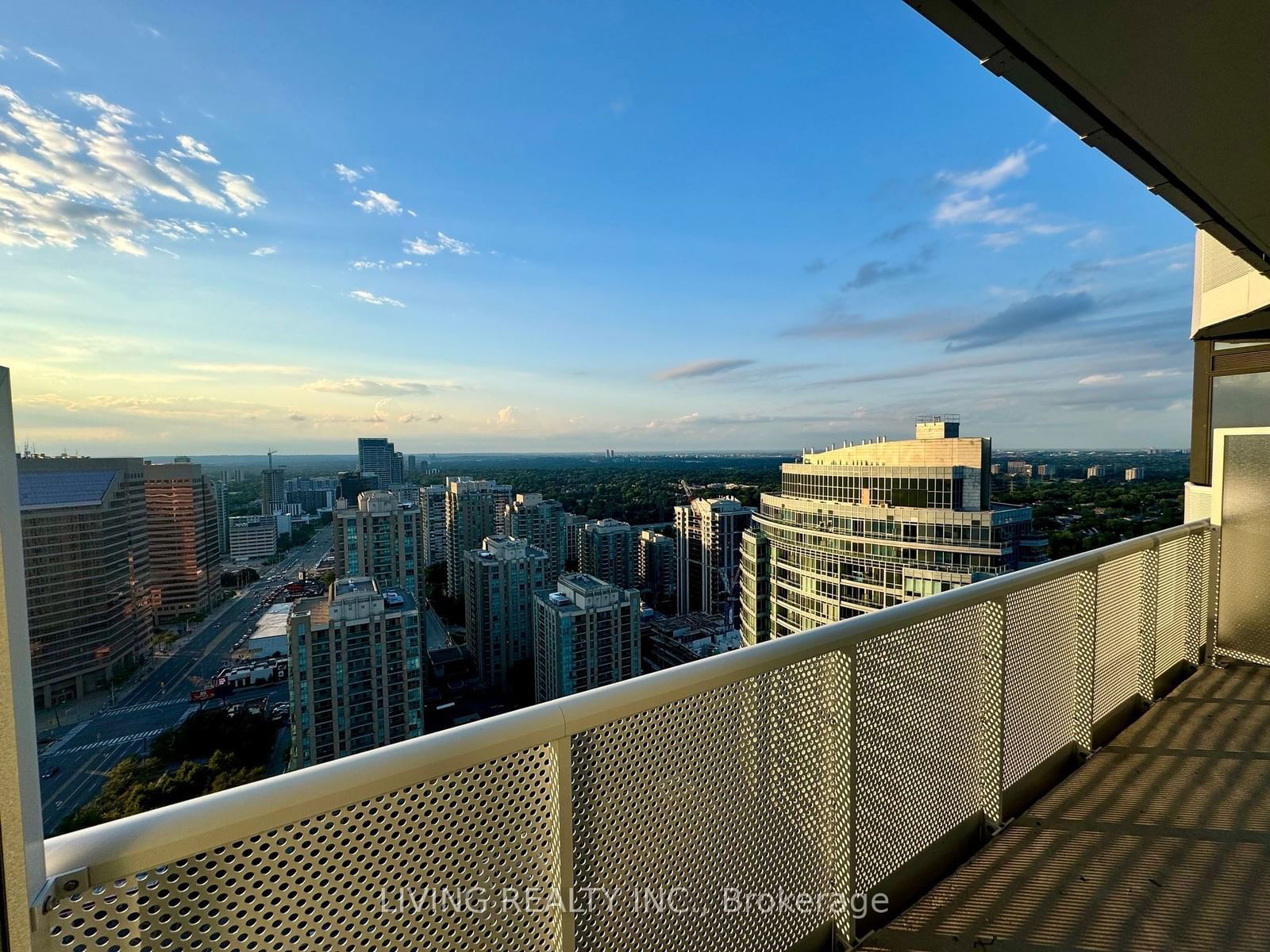 15 Holmes Ave, unit 3106 for sale