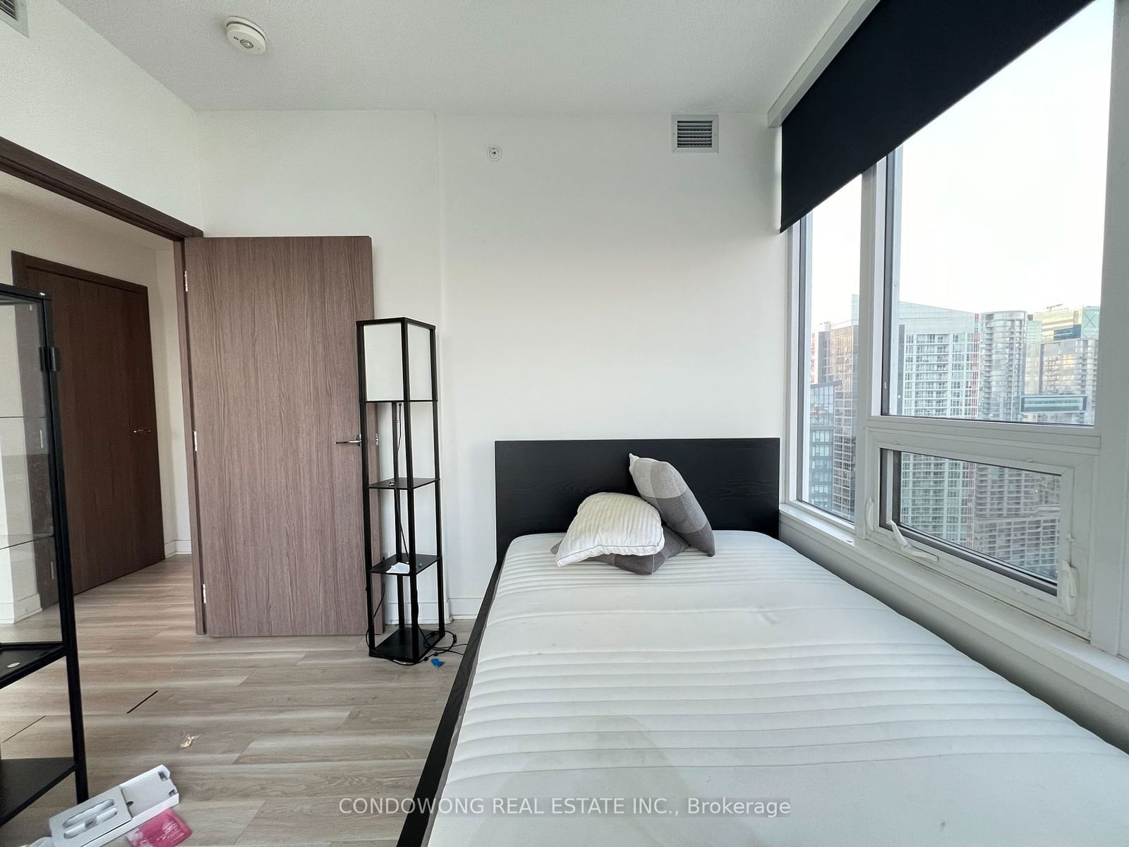 19 Bathurst St, unit 3811 for sale - image #10