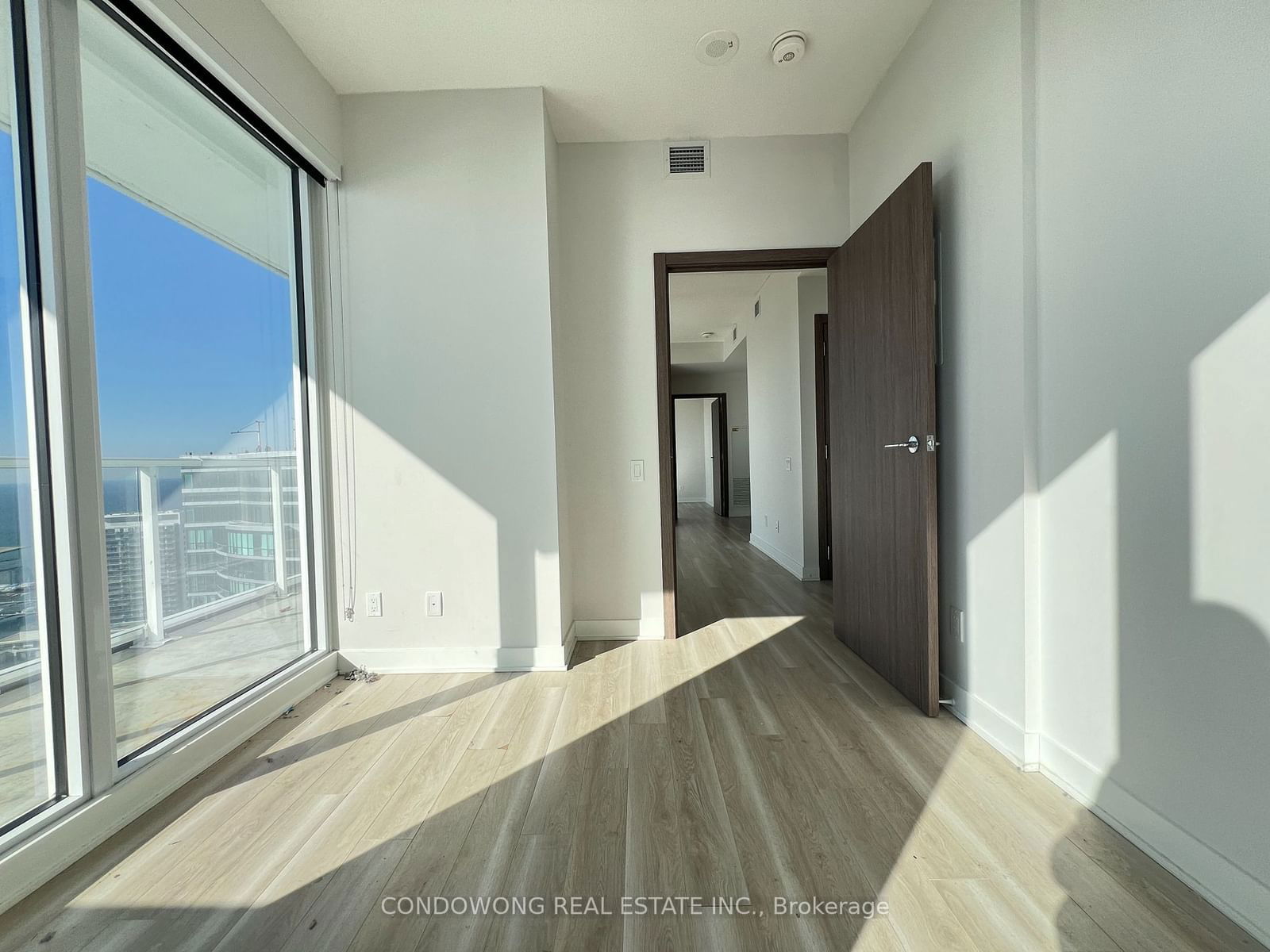 19 Bathurst St, unit 3811 for sale - image #20