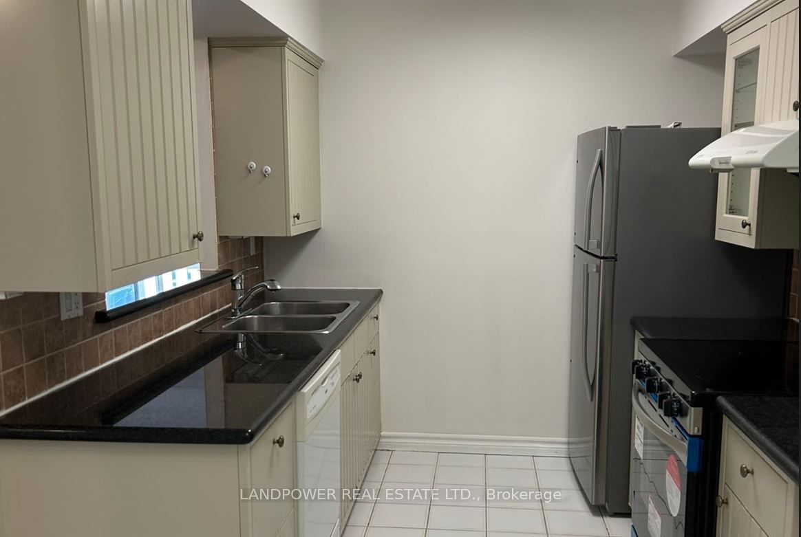 30 Greenfield Ave, unit 1209 for rent - image #13