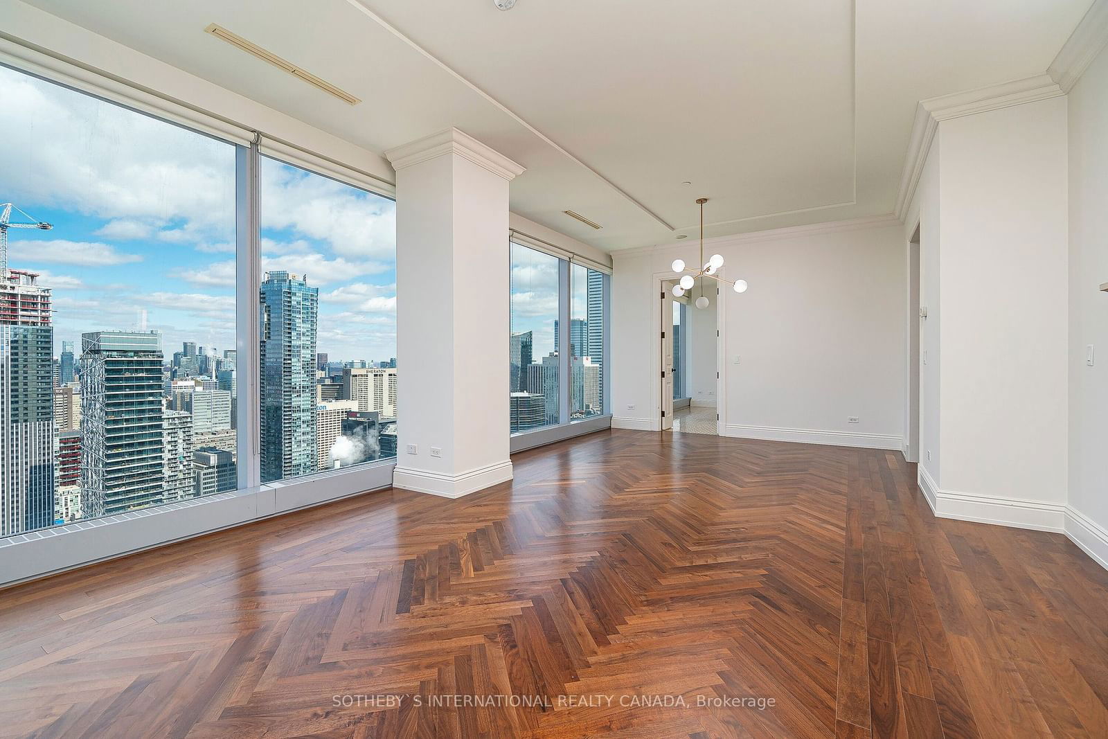 183 Wellington St W, unit 4201 for rent - image #8