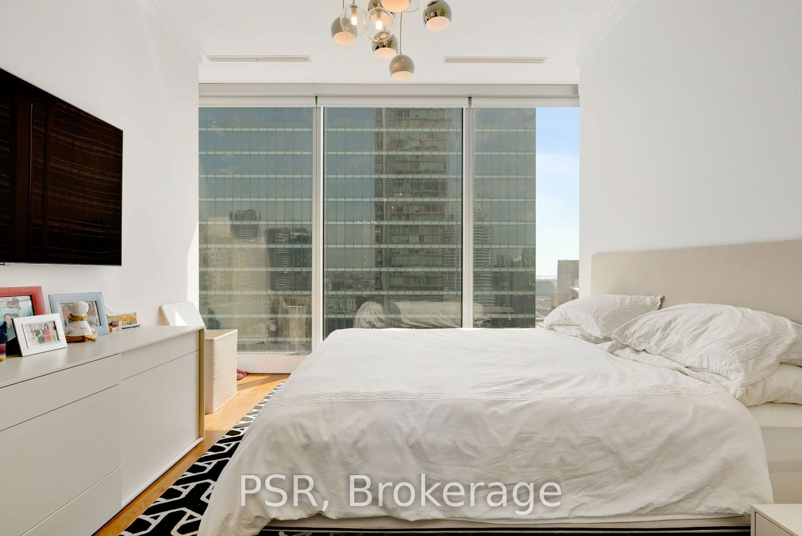 183 Wellington St W, unit 2503 for sale - image #19