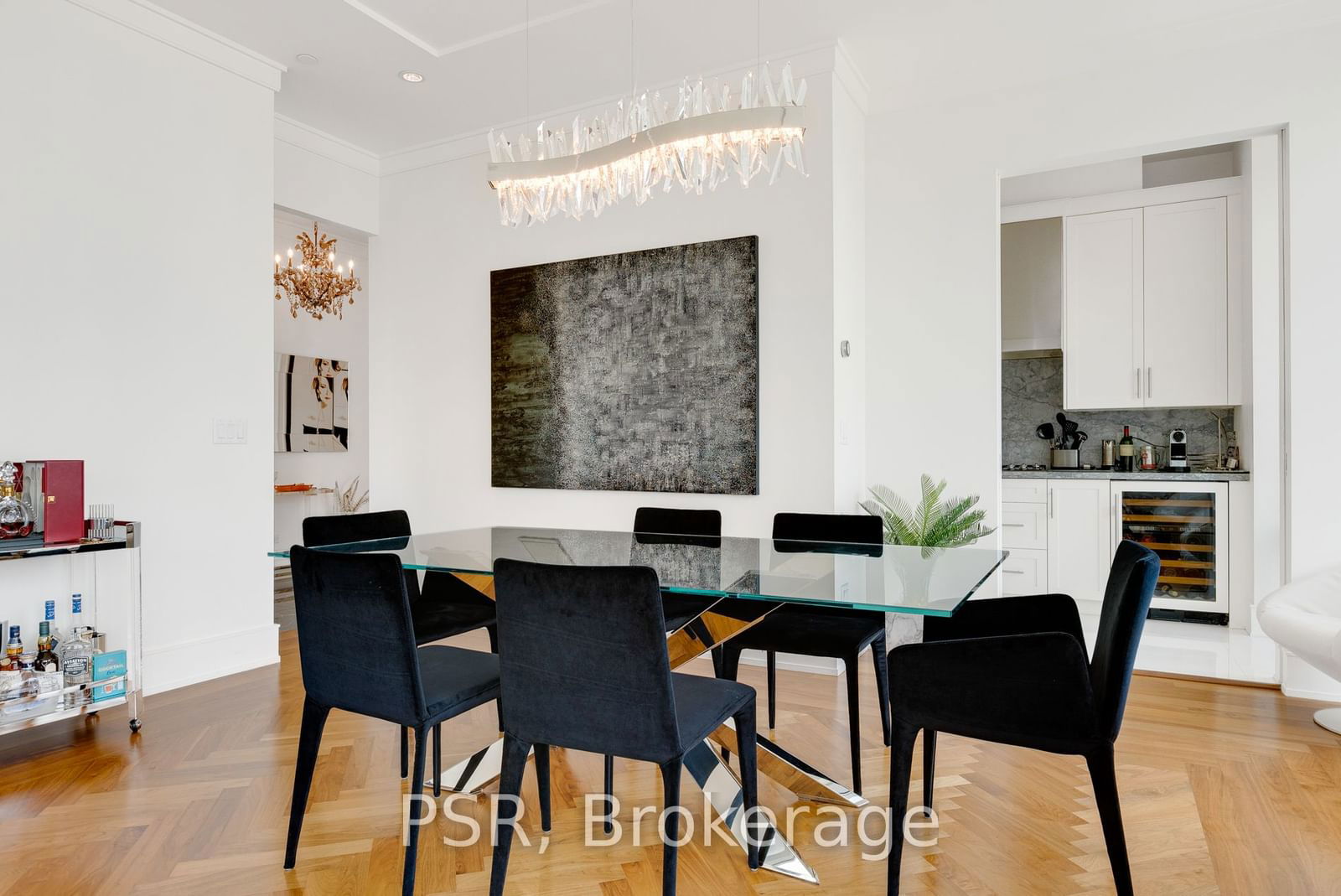 183 Wellington St W, unit 2503 for sale - image #8