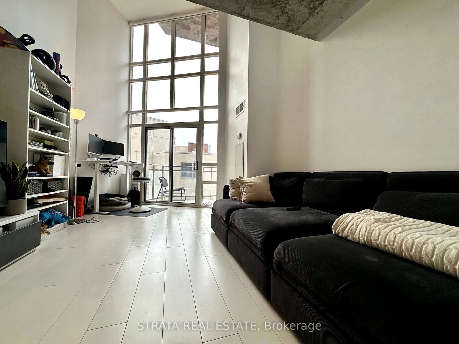 255 Richmond St E, unit 603 for sale - image #2