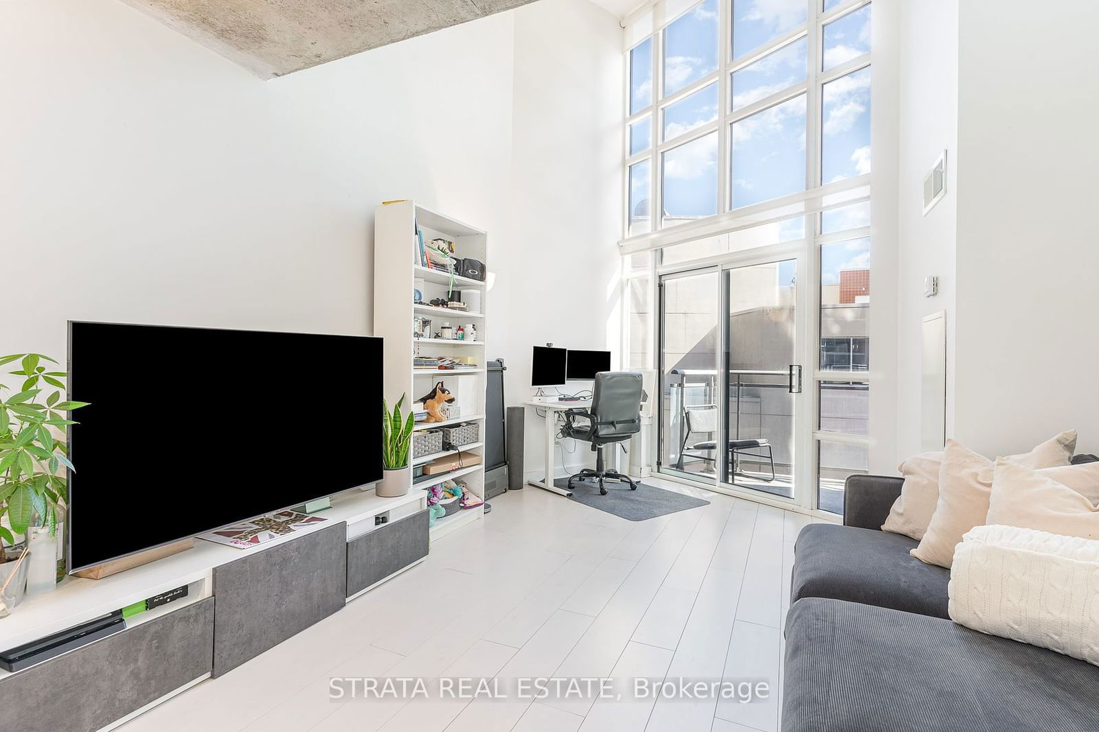 255 Richmond St E, unit 603 for sale - image #3