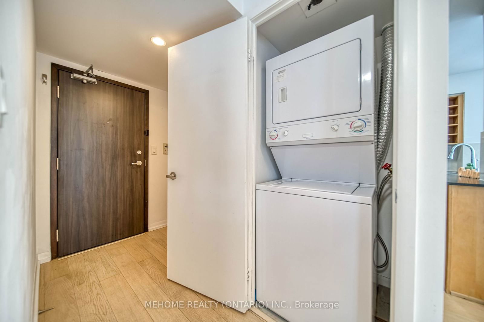 210 Victoria St, unit 3401 for sale - image #35