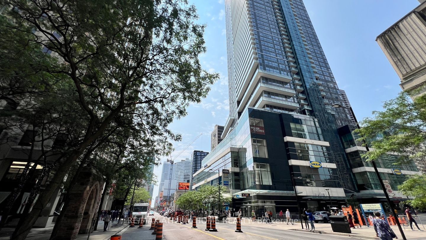 386 Yonge St, unit 5008 for rent - image #25