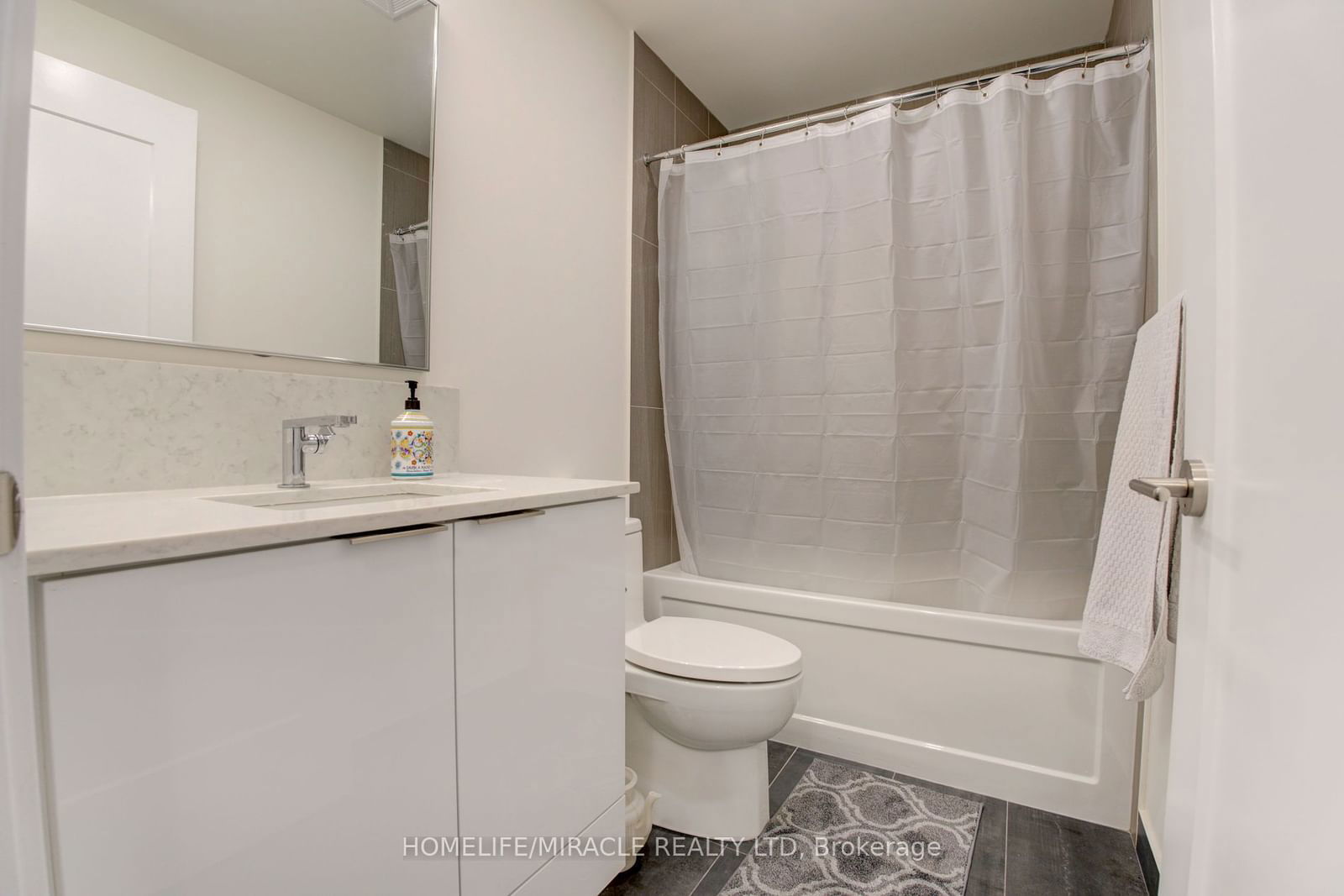 28 Freeland St, unit 5307 for sale - image #2