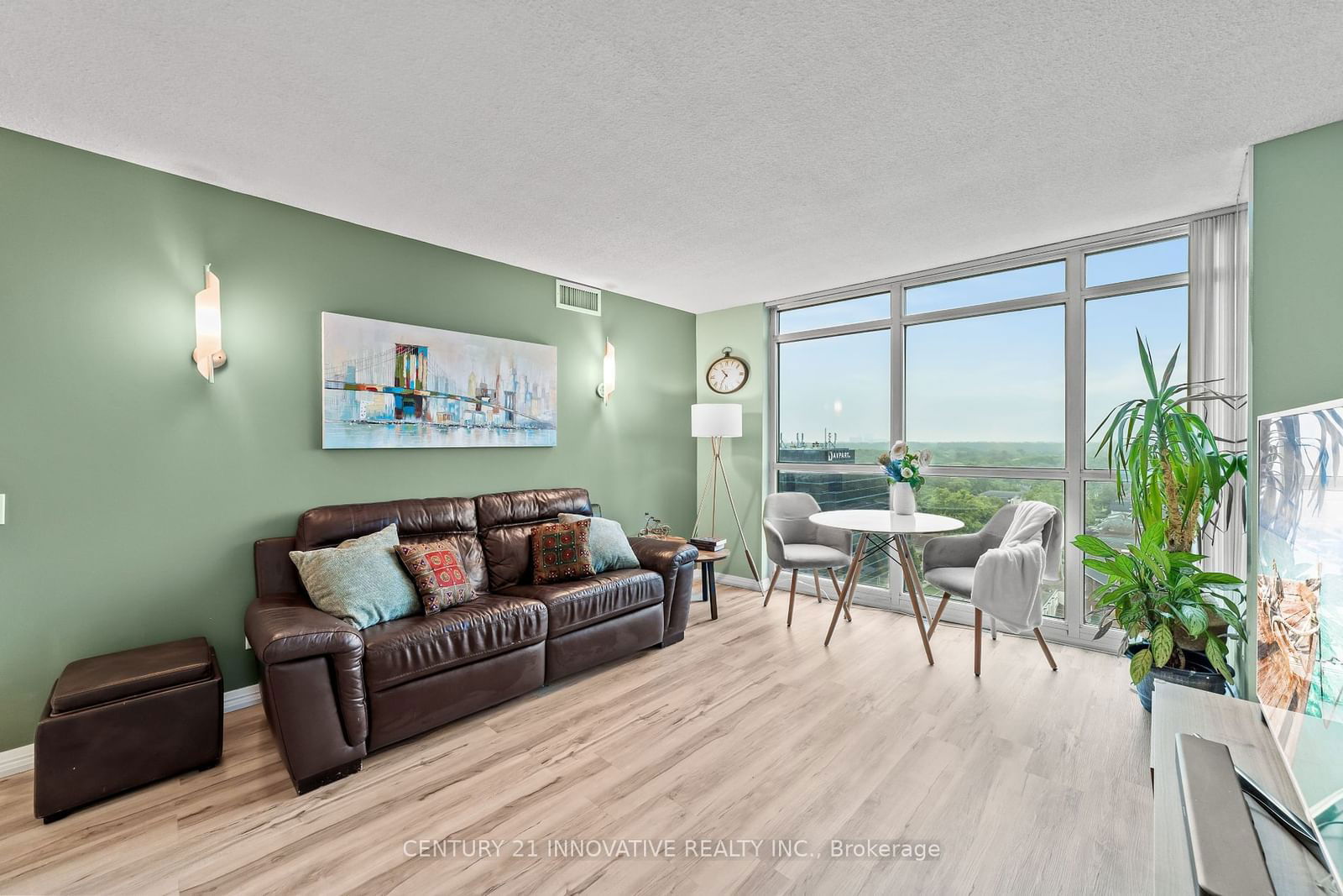 28 Harrison Garden Blvd, unit 1508 for sale - image #13