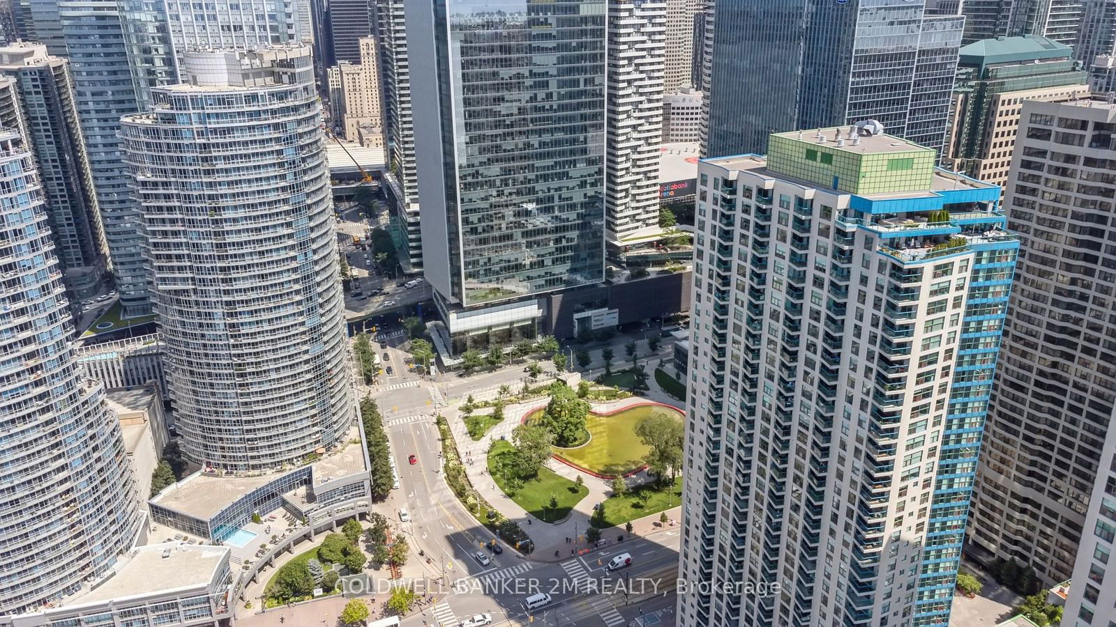 77 Harbour Sq, unit 406 for sale - image #36