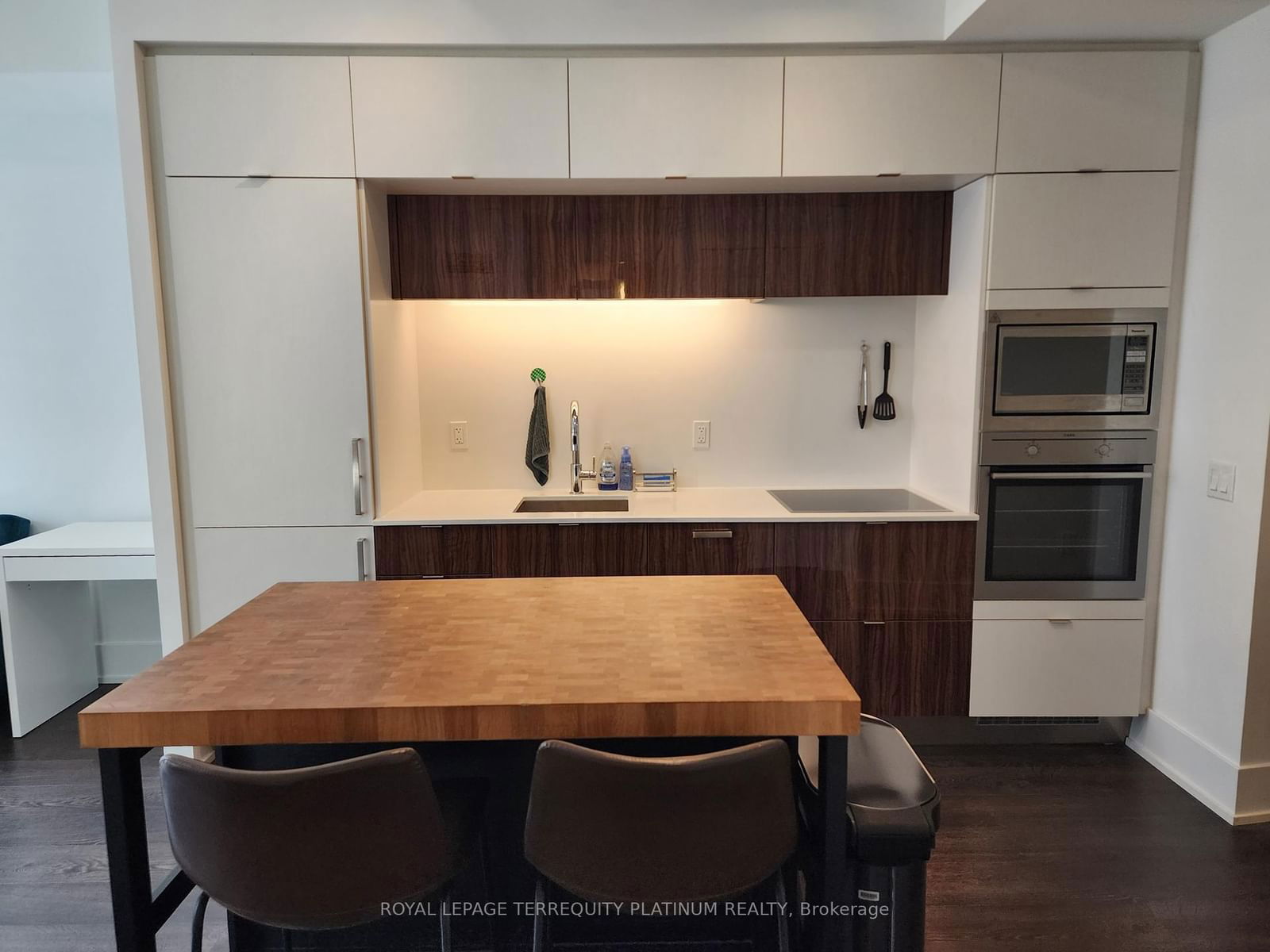 10 York St, unit 3008 for rent - image #19