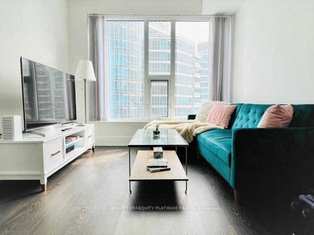 10 York St, unit 3008 for rent - image #4