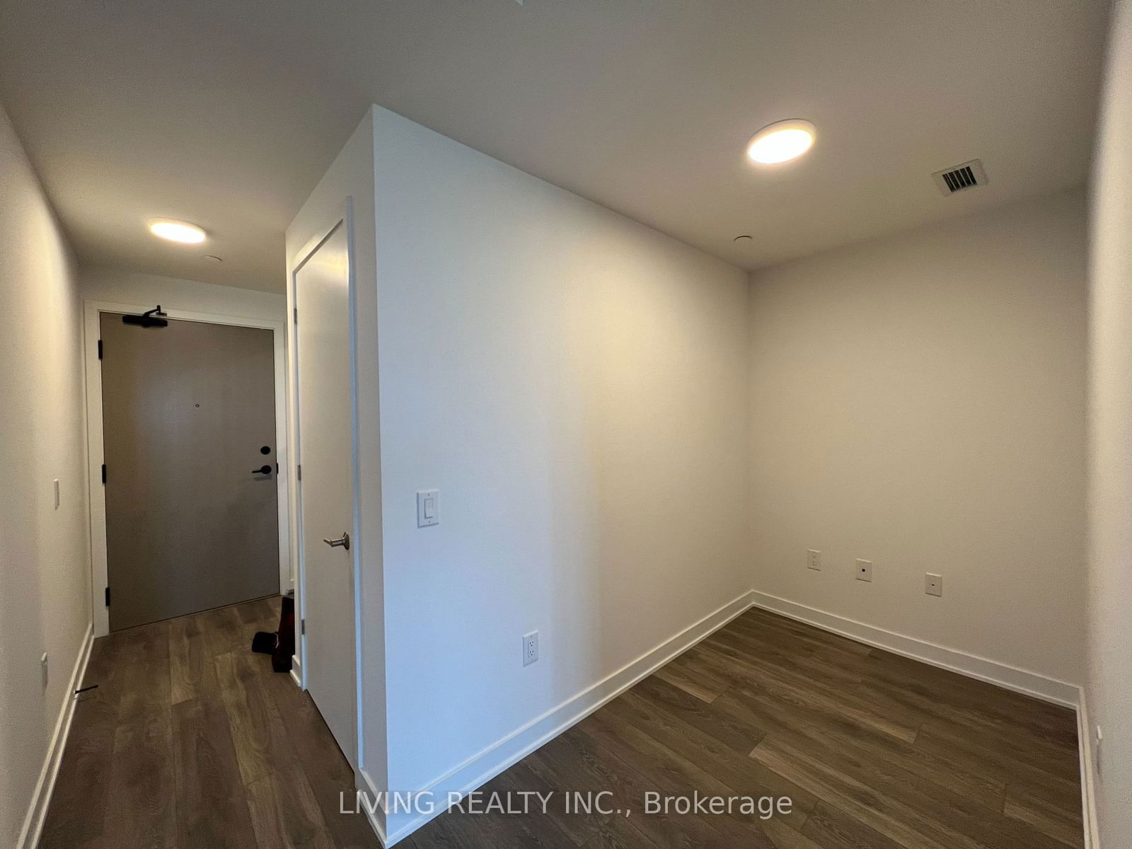 130 River St, unit 2601 for rent - image #10