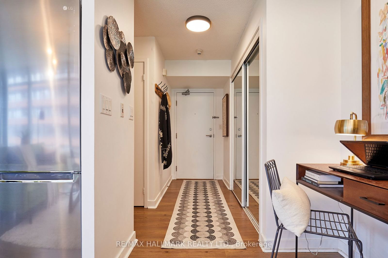 25 Telegram Mews, unit 506 for sale - image #4