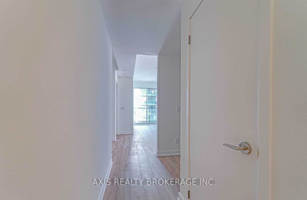 135 East Liberty St N, unit 1406 for rent