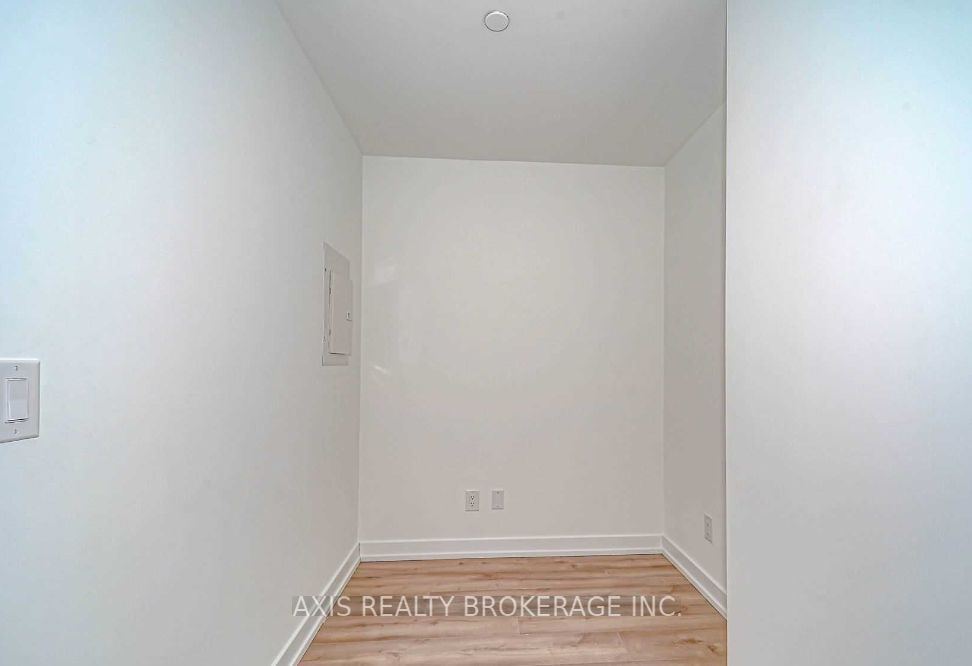 135 East Liberty St N, unit 1406 for rent