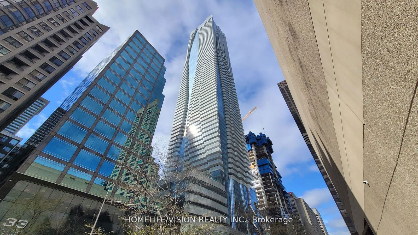 1 Bloor St E, unit 5410 for sale