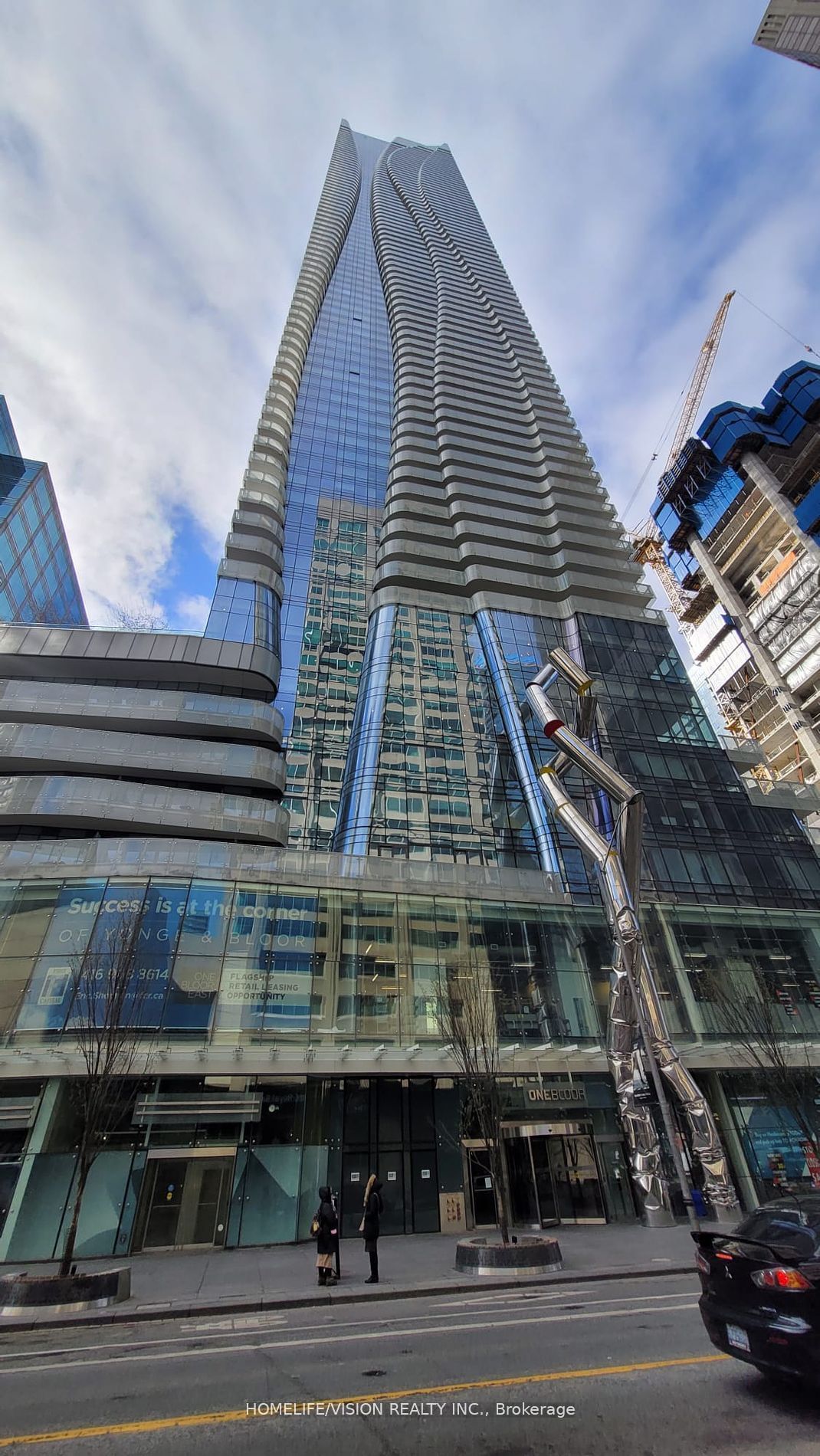 1 Bloor St E, unit 5410 for sale