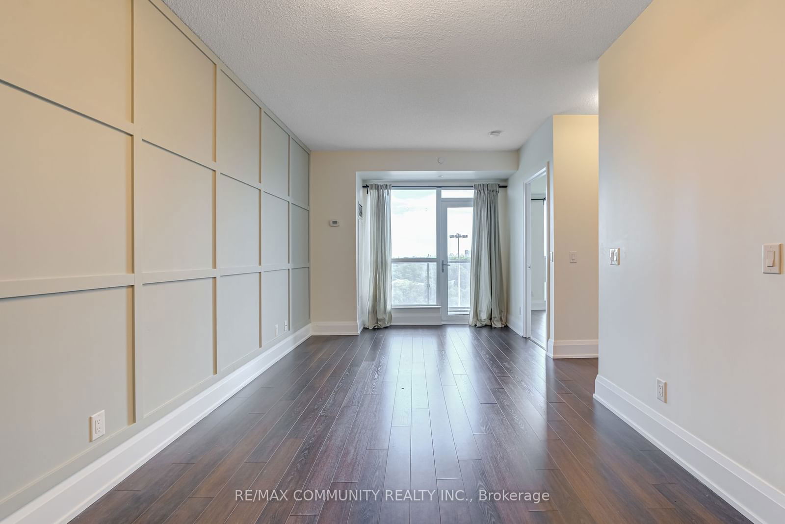 120 Harrison Garden Blvd, unit 1008 for sale - image #11