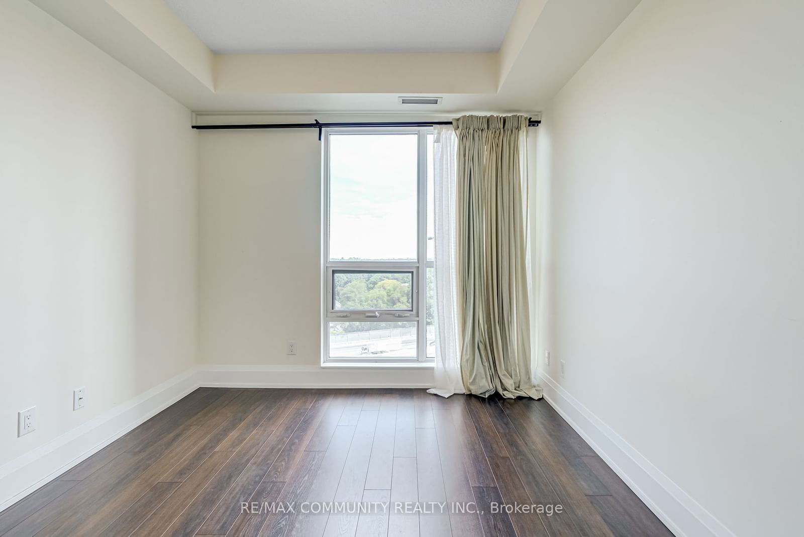 120 Harrison Garden Blvd, unit 1008 for sale - image #18