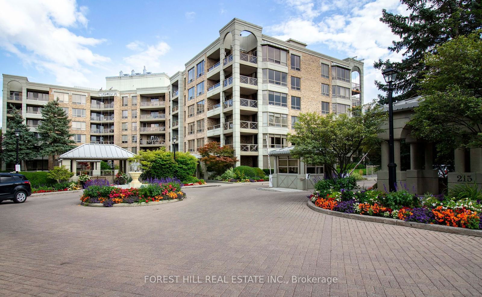 215 The Donway West, unit 111 for sale