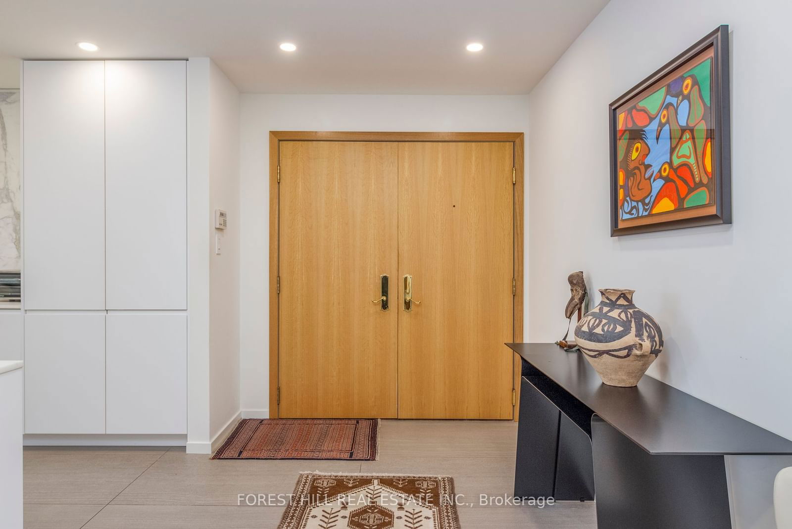 215 The Donway West, unit 111 for sale - image #2